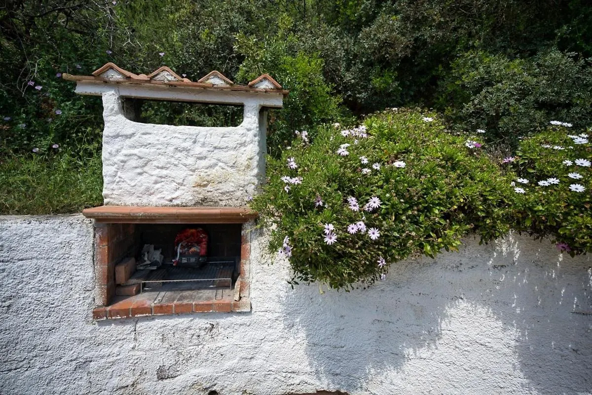 Alloggi Del Mirto A Morcone - Goelba Capoliveri  Italy